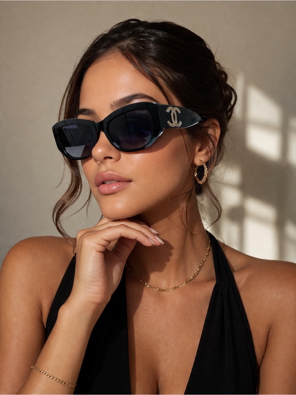 Inspired Cat-Eye Sunglasses with CC Style Logo – Glossy Black Frame